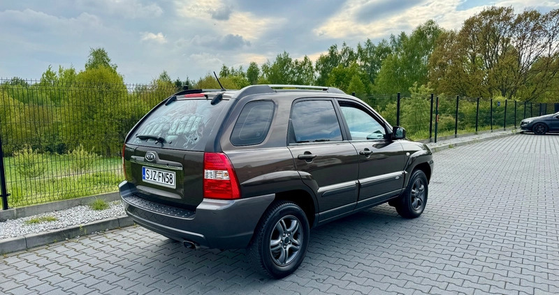 Kia Sportage cena 22900 przebieg: 223000, rok produkcji 2006 z Szczecinek małe 172